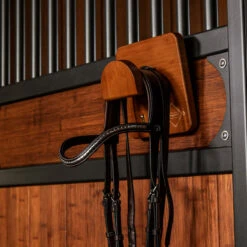 Grooming Deluxe Single Bridle Rack UK | Just Equine