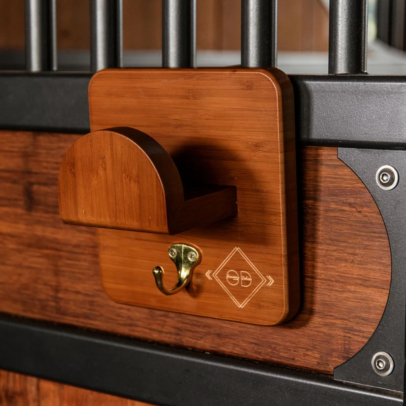 Grooming Deluxe Single Bridle Rack UK | Just Equine 2 Grooming Deluxe Single Bridle Rack UK | Just Equine - Image 2