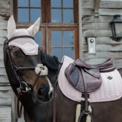 Wellington Fly Veil Velvet Pearls UK | Just Equine -Horse Haven Shop Kentucky Horsewear Velvet Fly Veil Pearls Light Pink 3