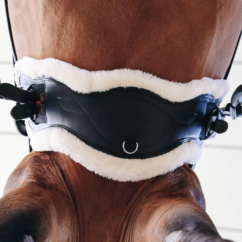 Kentucky Horsewear Sheepskin Anatomic Short Leather Girth UK | Just Equine 5 Kentucky Horsewear Sheepskin Anatomic Short Leather Girth UK | Just Equine - Image 5