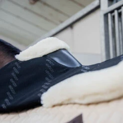 Kentucky Horsewear Sheepskin Equalizer Half Pad UK | Just Equine
