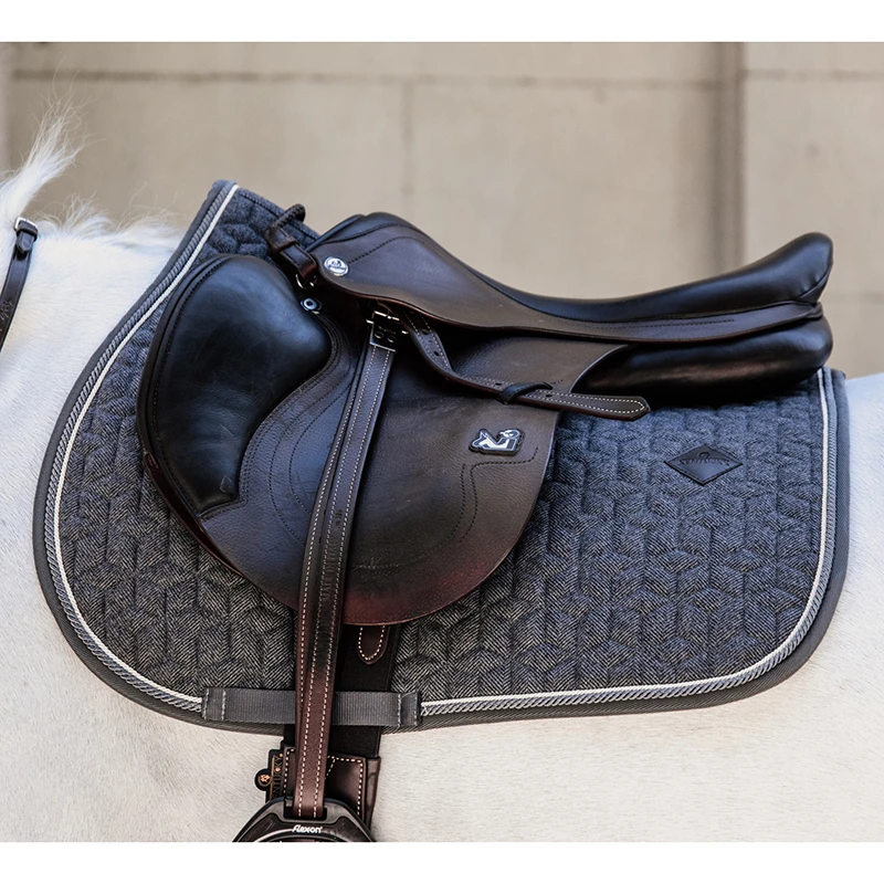 Wool Showjumping Saddle Pad UK | Just Equine 4 Wool Showjumping Saddle Pad UK | Just Equine - Image 4